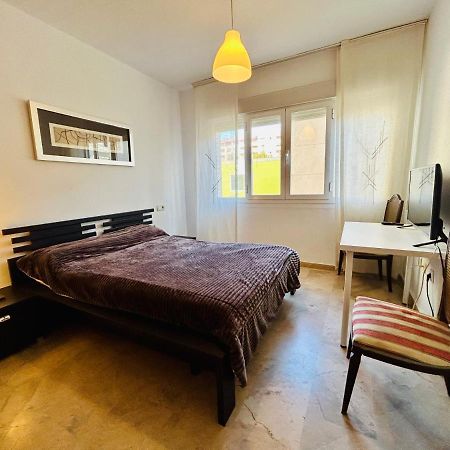 Guest House Teatinos マラガ エクステリア 写真