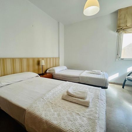 Guest House Teatinos マラガ エクステリア 写真